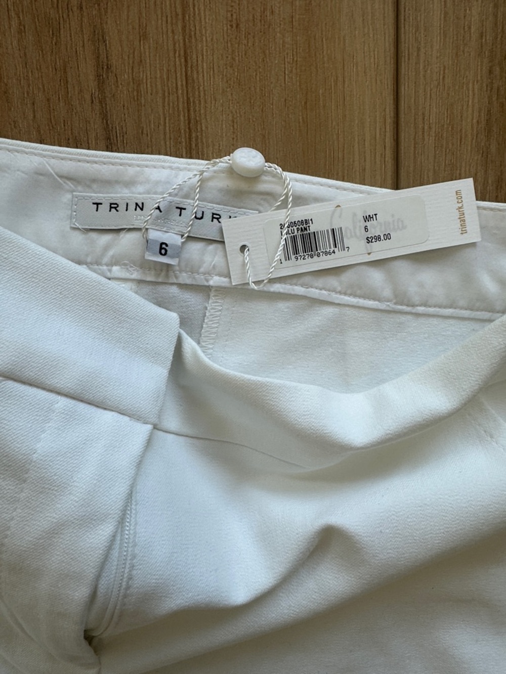 Trina Turk White Lulu Cropped Pant - Picture 4 of 5